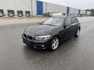 uszkodzony samochody osobowe BMW 1-serie 116d Sport-Line Klima Navi Schiebdach voll 2015/11