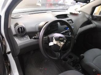 Chevrolet Spark  picture 14
