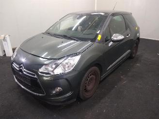 Citroën DS3  picture 17