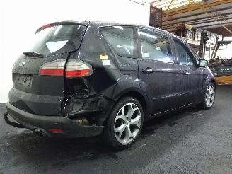 Ford S-Max  picture 15
