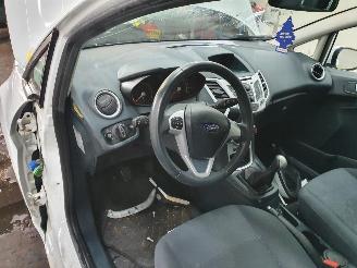 Ford Fiesta  picture 19