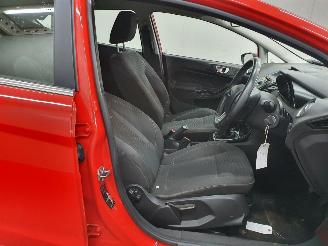 Ford Fiesta  picture 21