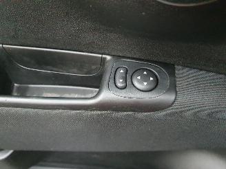Fiat 500 1.0 Hybrid Red LOUNGE picture 7