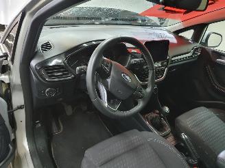 Ford Fiesta  picture 24