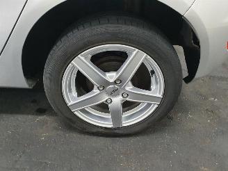 Ford Fiesta 1.25 Trend picture 16