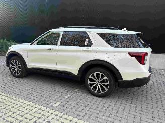 Ford Explorer ST Line 3.0 V6 PHEV picture 3