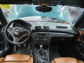 BMW 1-serie E88 120D Cabrio picture 28