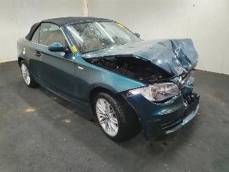 Salvage car BMW 1-serie E88 120D Cabrio 2008/11
