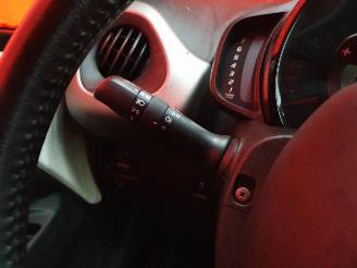 Citroën C1 1.0 VTi AirS Shine picture 14