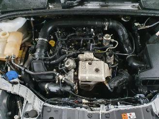 Ford Focus 1.0 EcoBoost Titanium picture 16