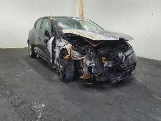Sloopauto Renault Clio Mk4 0.9 TCe Dynamique GT Line 2019/6
