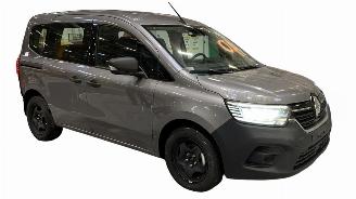 demontáž osobní automobily Renault Kangoo Kangoo 3 2022/1