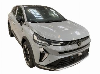 demontáž osobní automobily Renault Symbioz 1.6 E-TECH 145 2024/4