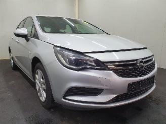 Uttjänta bilar auto Opel Astra K B16 Edition 1.0 EcoFlex 2016/4