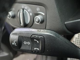 Ford Mondeo 1.6 EcoBoost Titanium picture 25