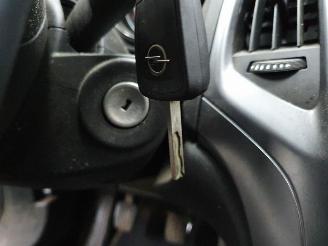 Opel Astra J Edition 1.4 picture 14
