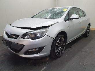 Opel Astra J Edition 1.4 picture 3