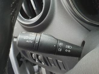 Renault Captur J87 1.2TCe Intens picture 33