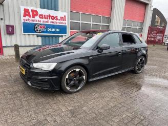 Vrakbiler auto Audi A3 A3 Sportback (8VA/8VF), Hatchback 5-drs, 2012 / 2020 1.4 TFSI ACT Ultra 16V 2015/4