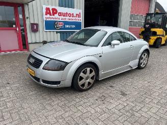 skadebil auto Audi TT 1.8 20V 179PK 2001/8