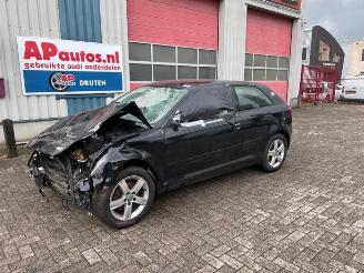 Uttjänta bilar auto Audi A3 A3 (8P1), Hatchback 3-drs, 2003 / 2012 1.6 TDI 16V 2011/9