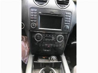 Mercedes ML ML II (164/4JG), SUV, 2005 / 2011 4.0 ML-450 CDI 4-Matic V8 32V picture 7