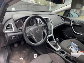 Opel Astra Astra J (PC6/PD6/PE6/PF6), Hatchback 5-drs, 2009 / 2015 1.4 Turbo 16V picture 5