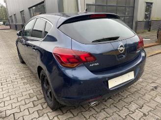 Opel Astra Astra J (PC6/PD6/PE6/PF6), Hatchback 5-drs, 2009 / 2015 1.4 Turbo 16V picture 4