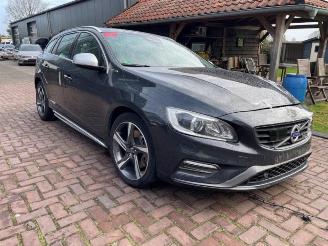 Purkuautot passenger cars Volvo V-60 V60 I (FW/GW), Combi, 2010 / 2018 2.4 D6 20V Plug-in Hybrid AWD 2015/1
