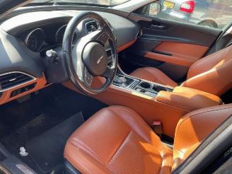 Jaguar XE XE, Sedan, 2015 2.0d 180 16V picture 5