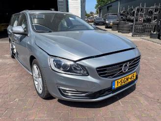 Volvo V-60 V60 I (FW/GW), Combi, 2010 / 2018 2.4 D6 20V Plug-in Hybrid AWD picture 2