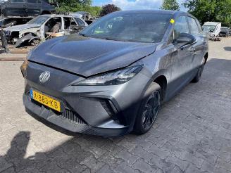 demontáž osobní automobily MG MG4 MG4 Electric, Hatchback, 2022 Comfort, Luxury 64 kWh 2023/11