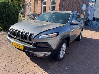 Coche siniestrado Jeep Cherokee Cherokee (KL), Terreinwagen, 2013 2.4 16V 4x4 2015