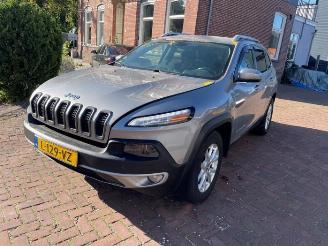 Salvage car Jeep Cherokee Cherokee (KL), Terreinwagen, 2013 2.4 16V 4x4 2015
