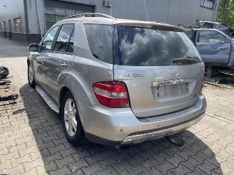 Mercedes ML ML II (164/4JG), SUV, 2005 / 2011 3.0 ML-320 CDI 4-Matic V6 24V picture 4