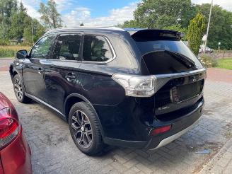 Mitsubishi Outlander Outlander (GF/GG), SUV, 2012 / 2022 2.0 16V PHEV 4x4 picture 4