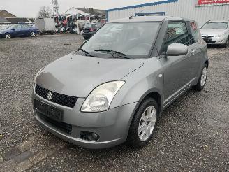 Auto da rottamare Suzuki Swift Grijs ZCD Onderdelen Deur Motorkap 2006/1