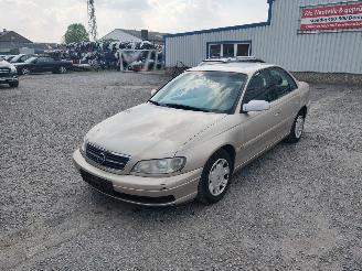  Opel Omega 2.2 16V Beige Z489 Onderdelen Y22XE Motor 2000/3