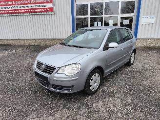 Salvage car Volkswagen Polo 9N3 Grijs LA7R Onderdelen BME Motor 2005/9