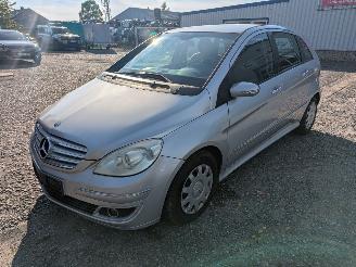 Coche siniestrado Mercedes B-klasse 200 245 2006/11