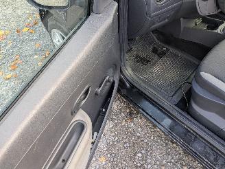 Renault Clio III 1.2 16V NV676 picture 9