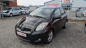 begagnad bil auto Toyota Yaris  2011/3