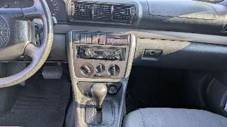 Audi A4 1.6 picture 12