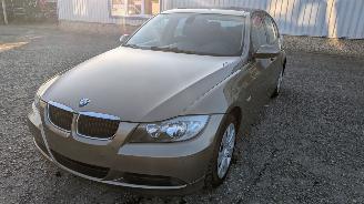  BMW 3-serie 320i 2007/4