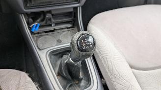 Nissan Almera  picture 13