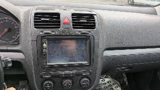 Volkswagen Golf 1.9 TDI picture 14