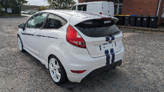 Ford Fiesta 1.6 picture 8