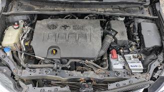 Toyota Avensis 1.8 picture 18