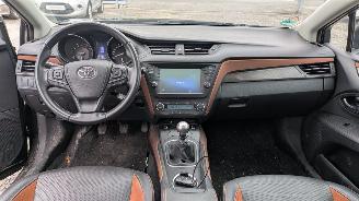 Toyota Avensis 1.8 picture 11