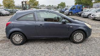 Opel Corsa 1.0 picture 4